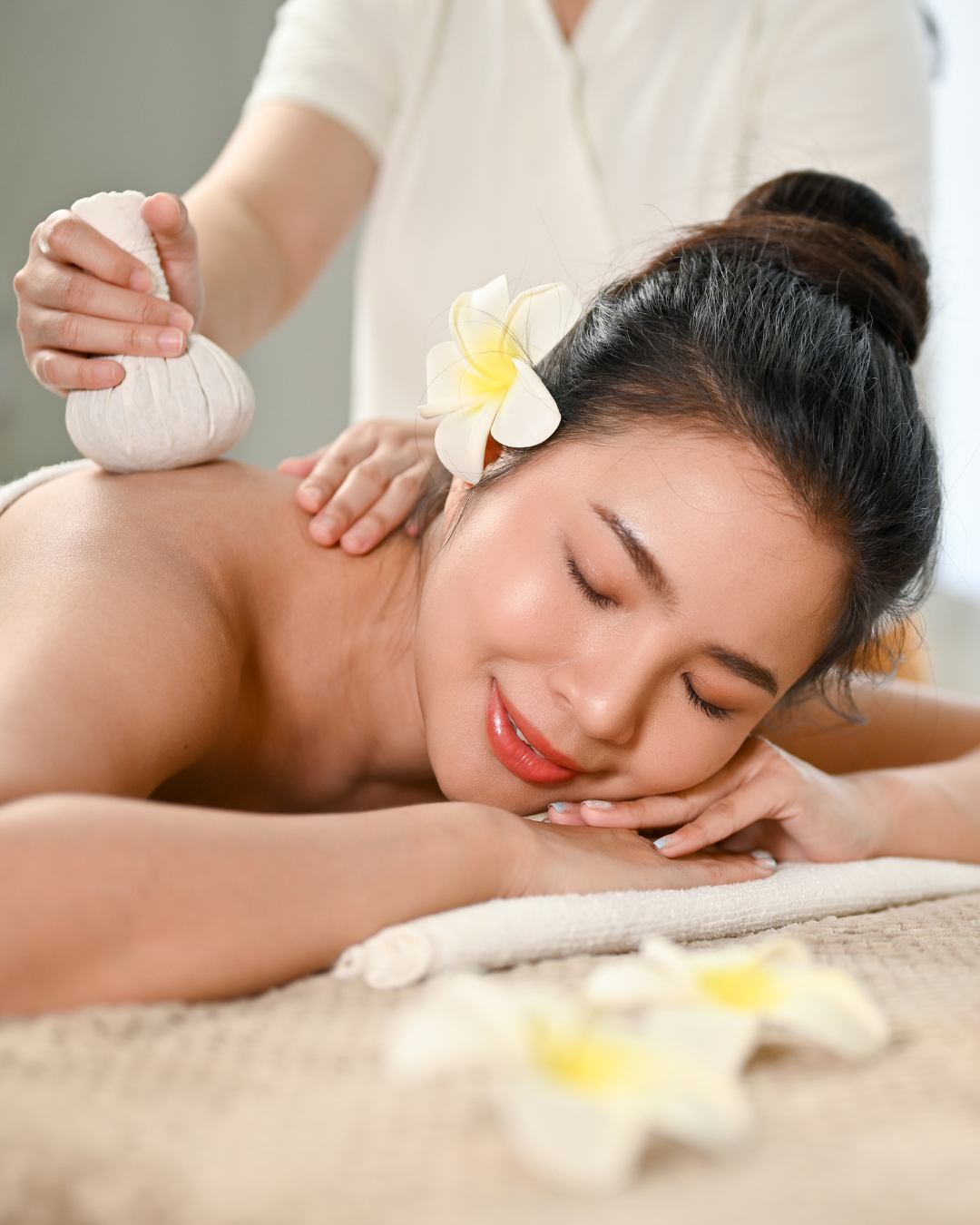Thai massage (3) Le salon Rungthai massage